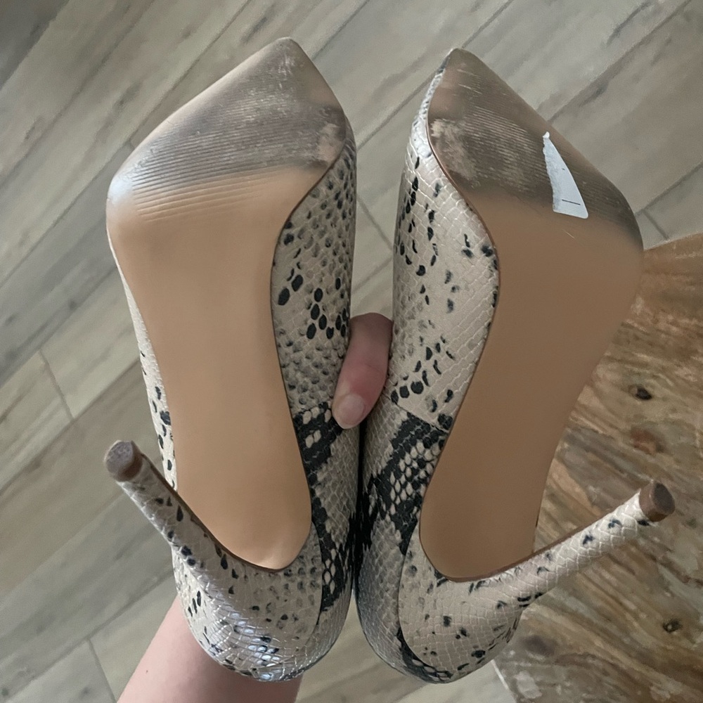 Steve Madden Embossed Snake Print Pointy Toe Heel… - image 2